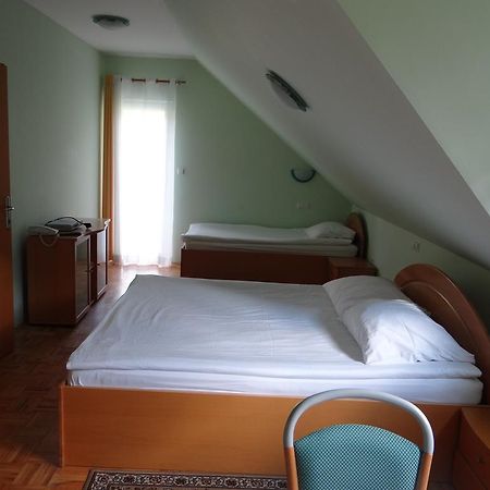 Rooms Hochkraut Celje Bagian luar foto