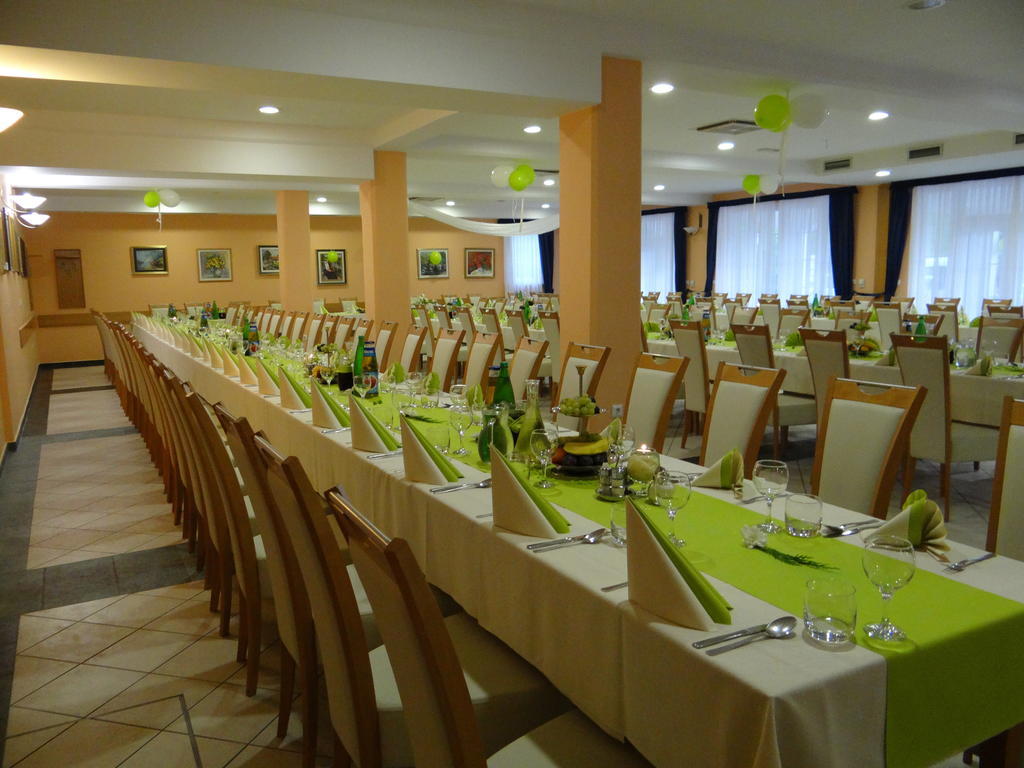 Rooms Hochkraut Celje Bagian luar foto