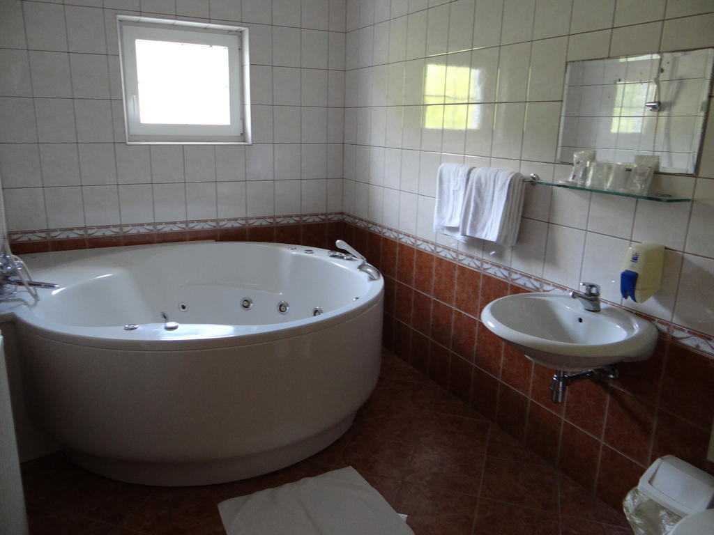 Rooms Hochkraut Celje Bagian luar foto