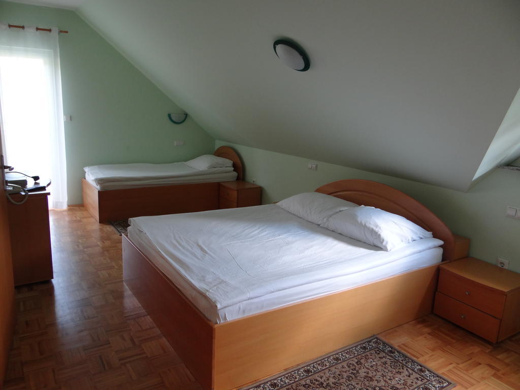 Rooms Hochkraut Celje Ruang foto